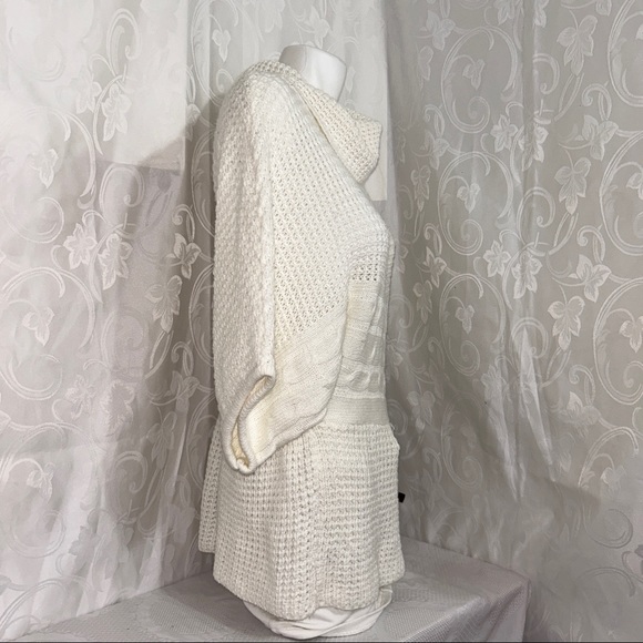 Majora Cream White Raglan Turtleneck Knit Sweater - Picture 5 of 11